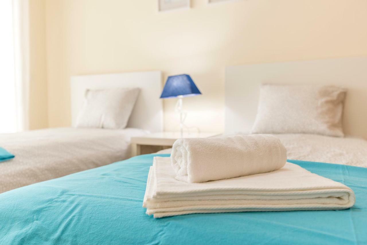 Apartamento perto praia, com Piscina Alvor Esterno foto